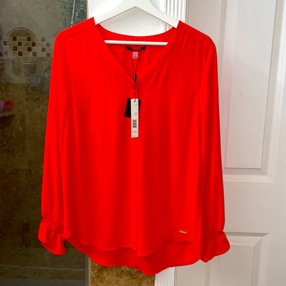 Beautiful bright long sleeve button up top